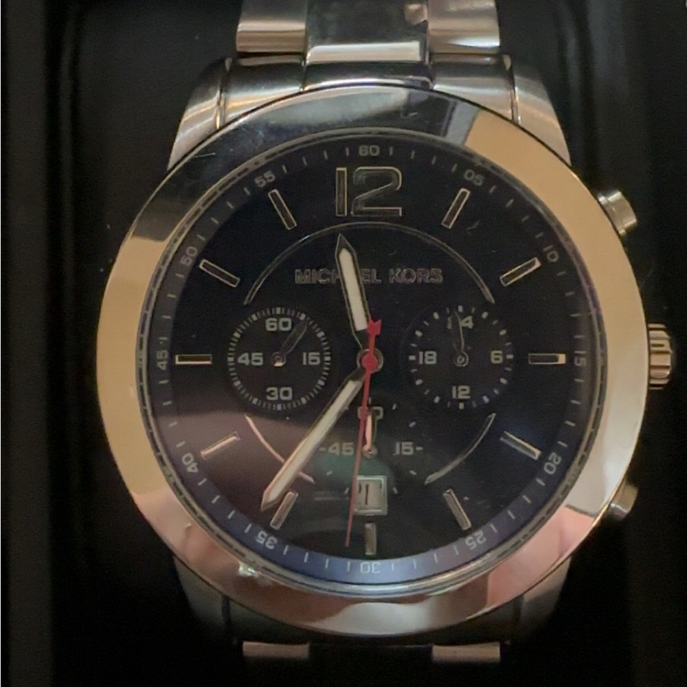 Michael Kors Chronograph with Silver and Black Design